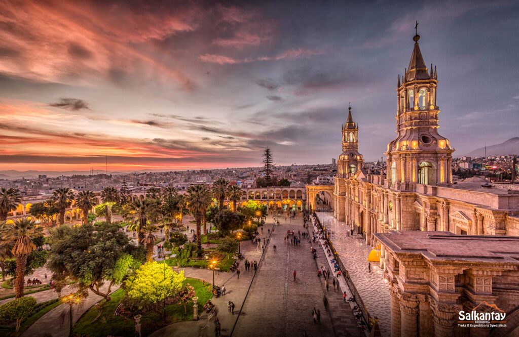 Plaza de Armas de Arequipa. Catedral de Arequipa