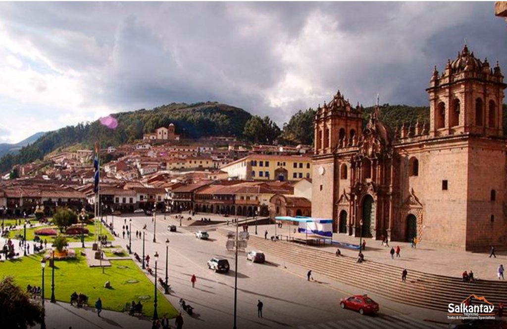 Vista de la Catedral de Cusco, Peru