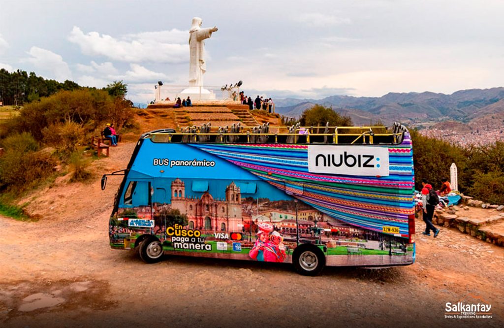 Bus Panoramico en Cusco