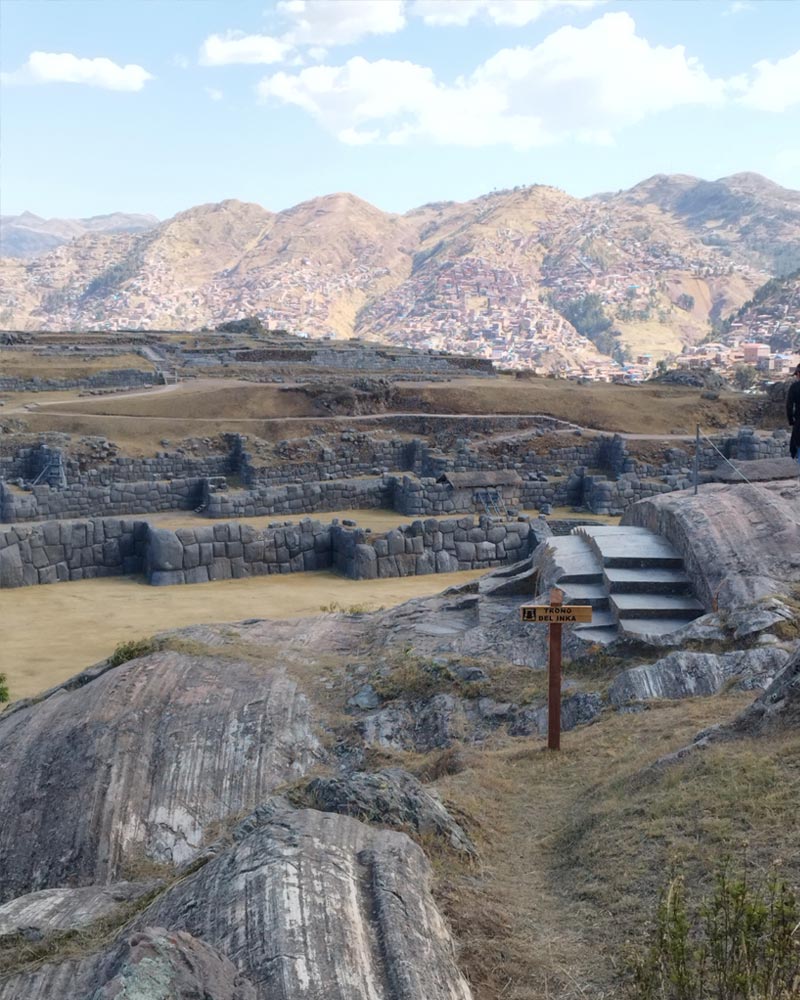 El Trono del Inca en Sacsayhuamán