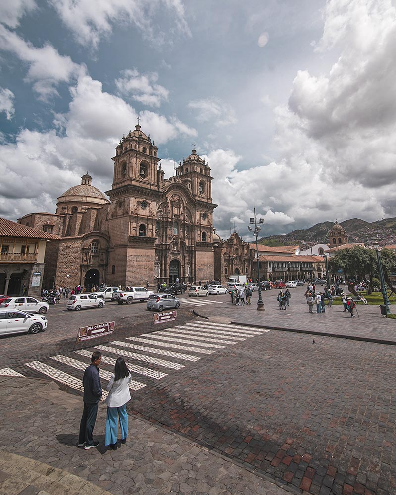 Plaza de armas del Cusco en temporada seca