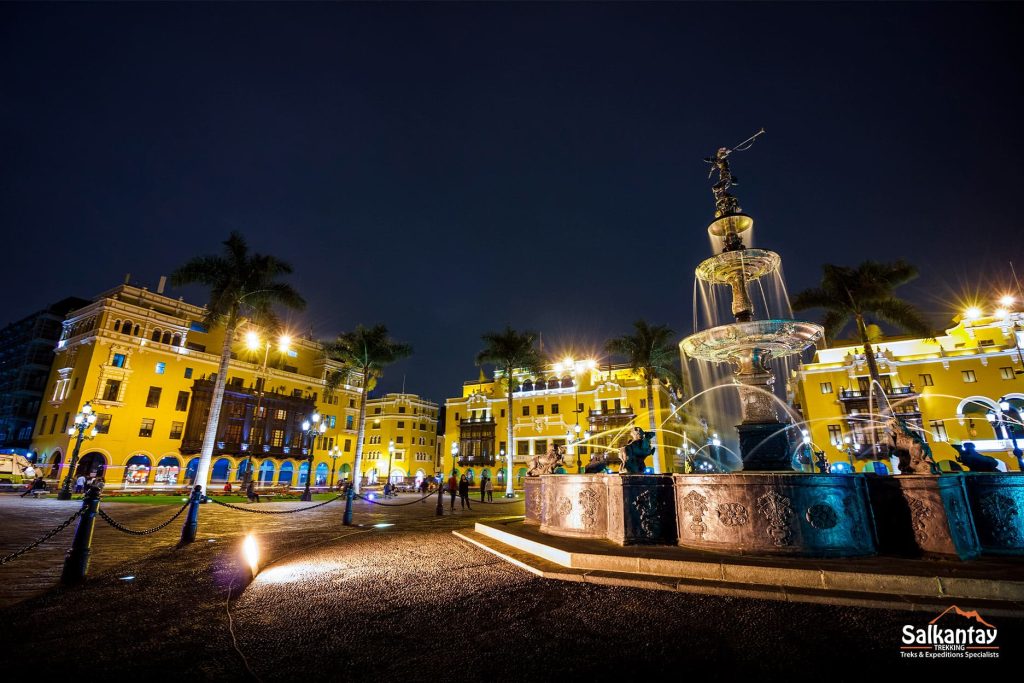 Centro de Lima en la Noche