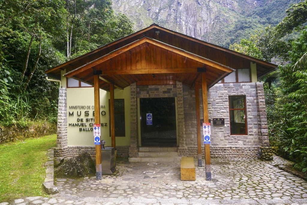 Museo Manuel Chavez Ballon en Aguas Calientes