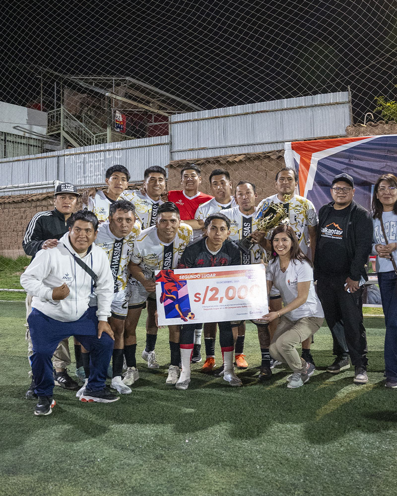 Gandores del segundo lugar en la copa Salkantay, campeonato deportivo de futbol
