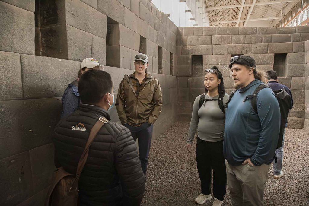 Tours de aclimatación, city tour en Cusco, Perú