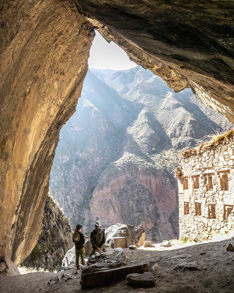 Turistas en las canteras del Inca