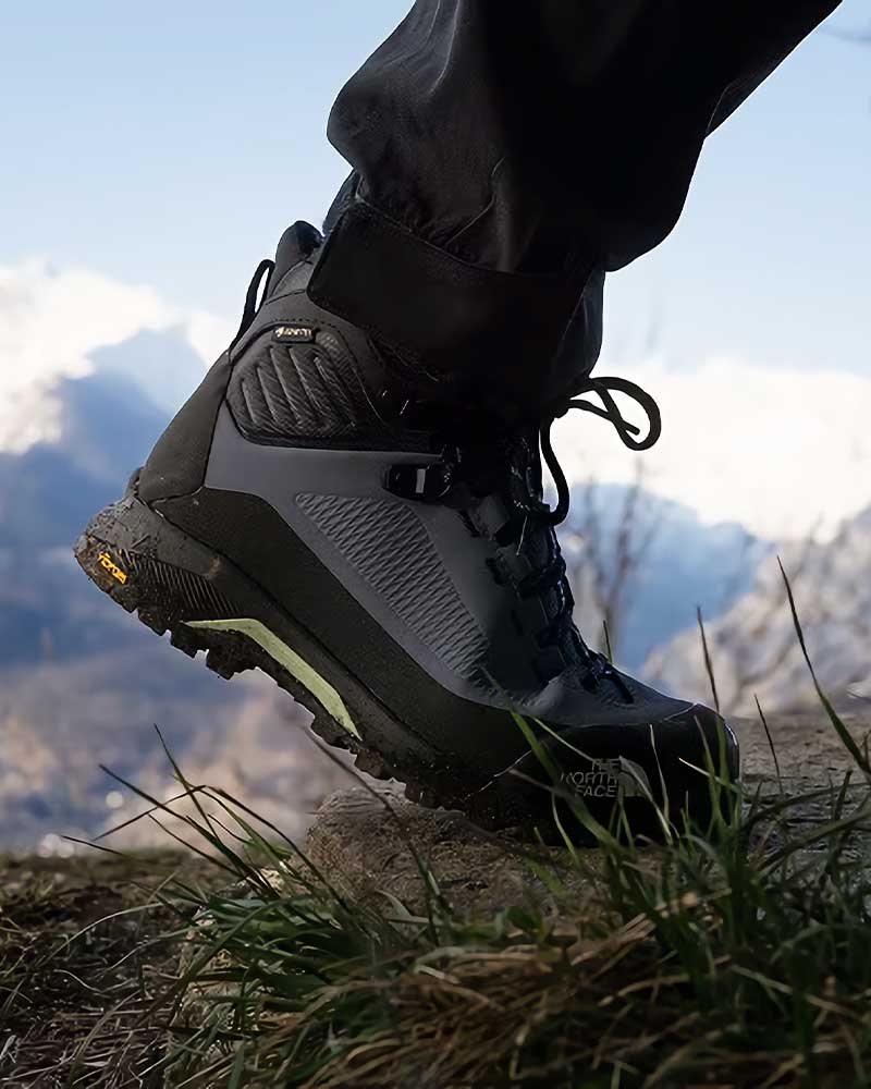 Zapatilla de trekking varón