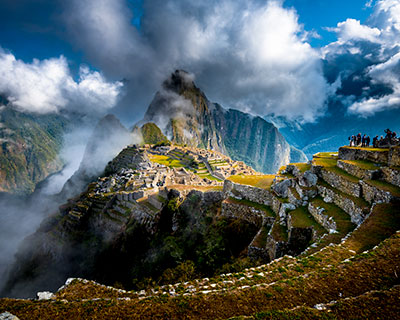 Explorando cada centímetro del complejo arqueológico más fascinante, Machu Picchu.