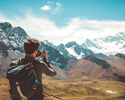 Impresionante vista del glaciar Ausangate (6.372 m / 20.905 ft), el más alto de toda la región Cusco.