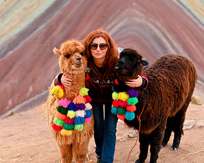 Llegaremos a la increíble Montaña Arcoíris de Cusco (5100 m / 16,732 pies).