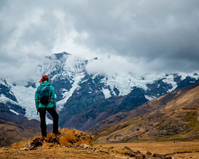 Maravíllate ante la majestuoso nevado Ausangate