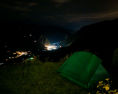 Nuestro campamento en el sector de Choquetacarpo (3.600 m / 11.811 pies).