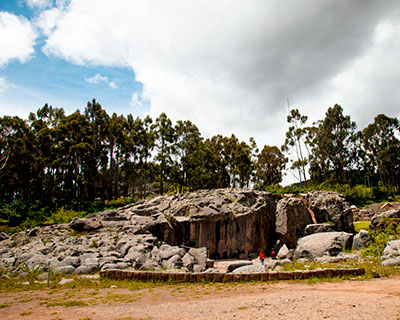 Q’enqo. Este complejo arqueológico fue un centro de culto ceremonial inca.