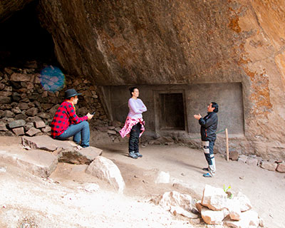 El sitio arqueológico de Racaypata, que fue construido sobre un acantilado y cuenta con vistas espectaculares del valle.