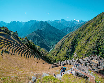 Visita el sitio arqueológico de Wiñay Wayna.