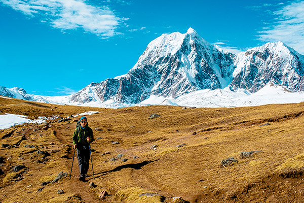 Camino a la montaña Ausangate